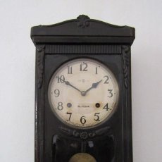 Relojes de pared: ANTIGUO RELOJ DE CUERDA MECÁNICA DE PARED JAPONES SEIKOSHA AÑO 1910 1930 FUNCIONA Y DA CAMPANADA. Lote 400344514
