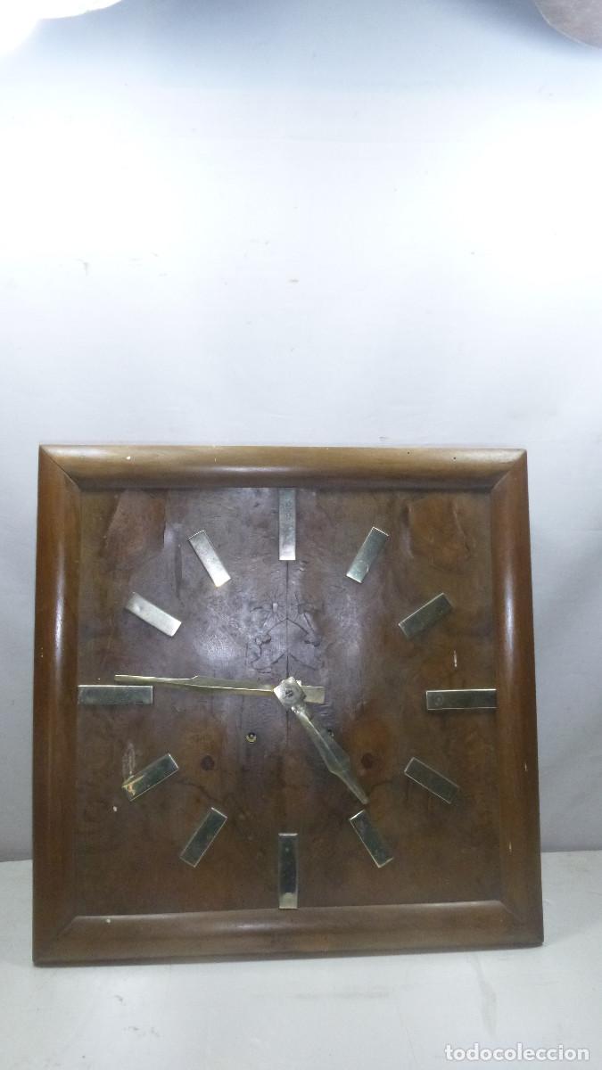 Relojes de pared: ANTIGUO RELOJ CARGA MANUAL - Foto 1