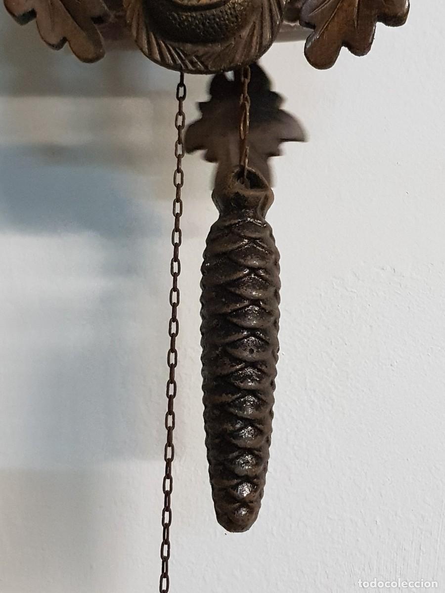 Relojes de pared: Reloj de cucu funcionando de una pesa mec&aacute;nico - Foto 4
