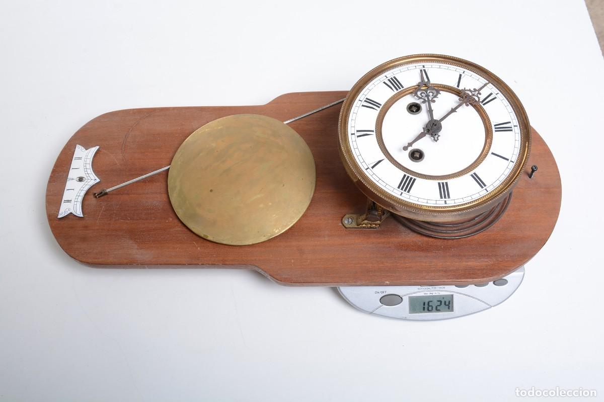 Relojes de pared: Curioso antiguo reloj de pared - Foto 8