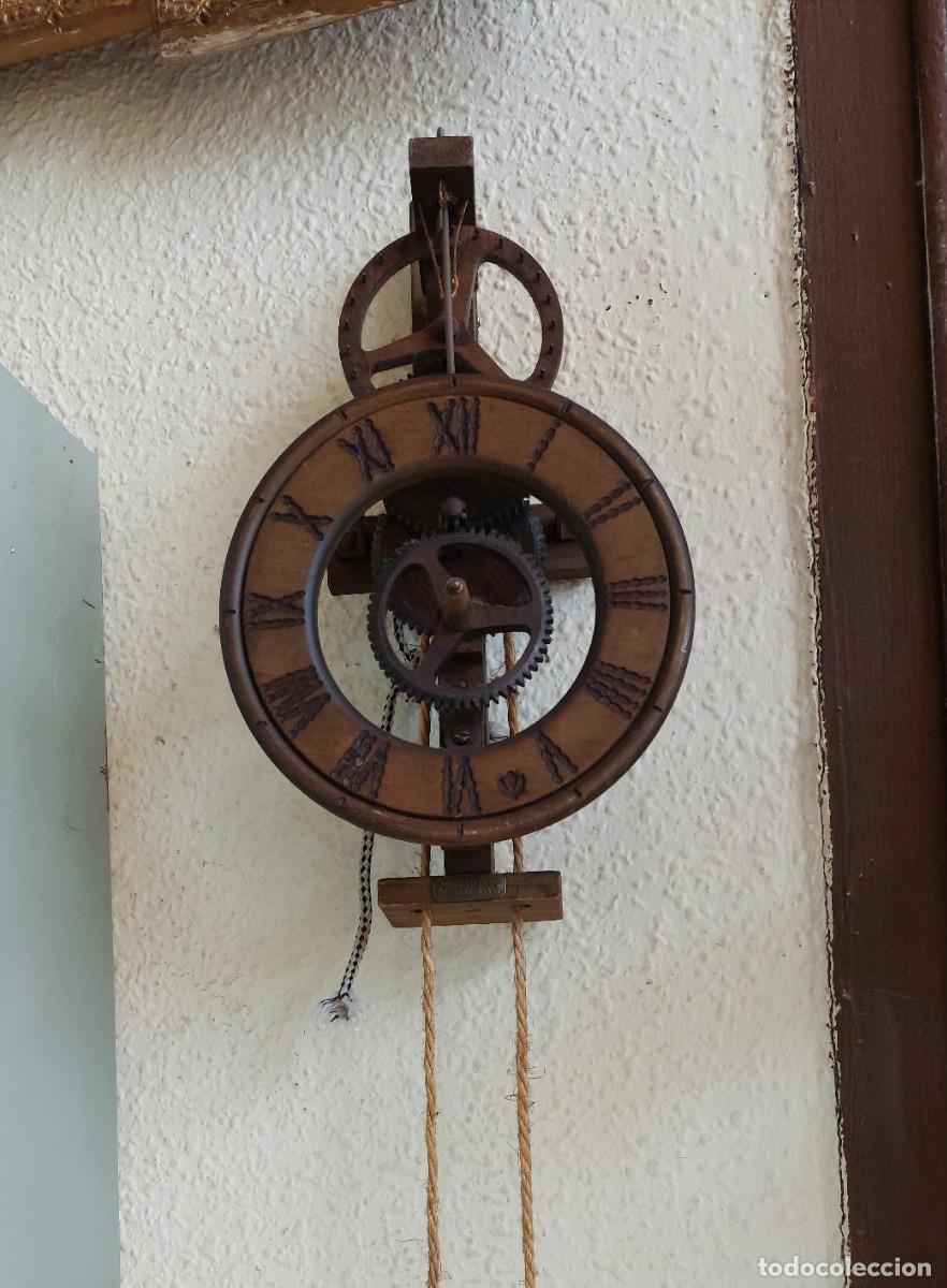 Relojes de pared: Reloj de madera Ardavin representa un reloj S.XIV - Foto 2