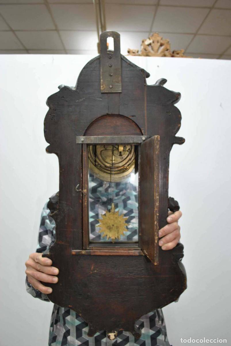 Relojes de pared: RELOJ ANTIGUO DE PARED ESTILO LUIS XV - Foto 9