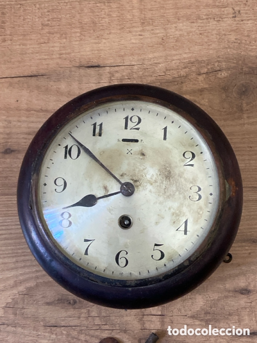 Relojes de pared: Reloj pared con llave .Alemania . - Foto 1