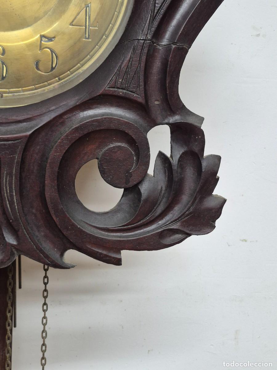 Relojes de pared: Reloj de Pared - Talla de Madera - Completo - Funciona - Foto 15
