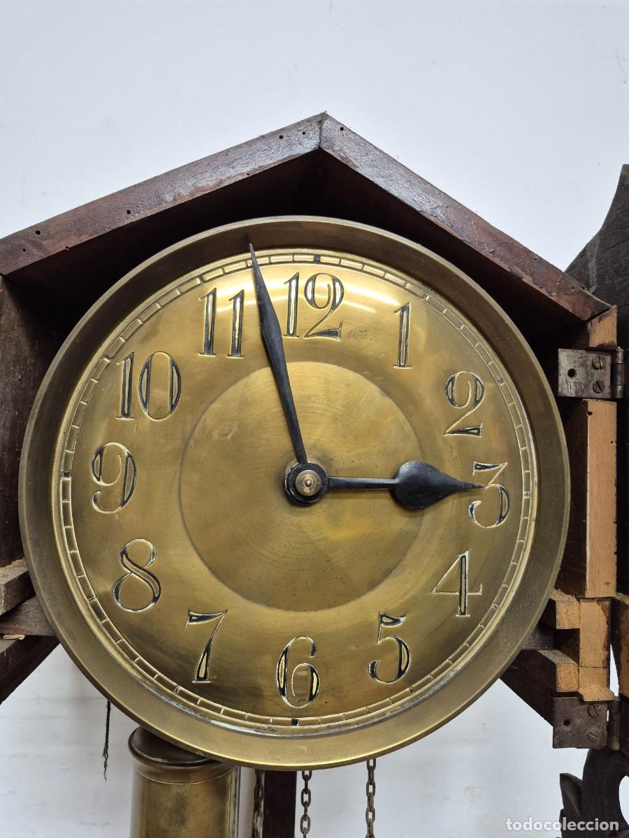 Relojes de pared: Reloj de Pared - Talla de Madera - Completo - Funciona - Foto 28