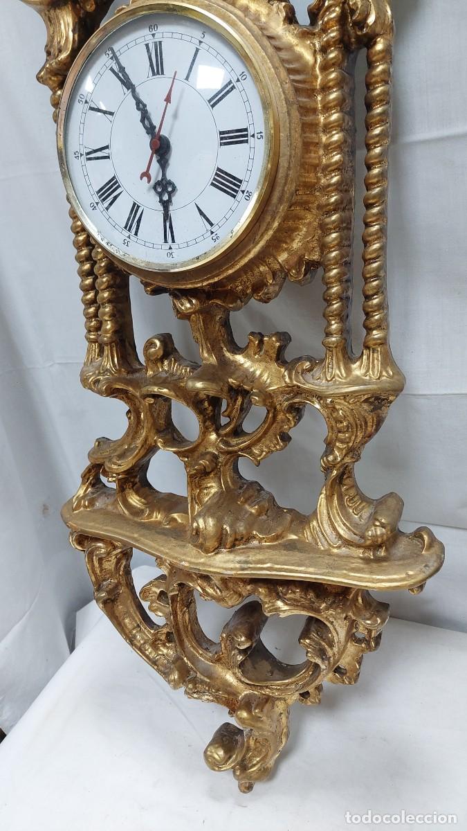 Relojes de pared: Reloj de pared de cornucopia madera y estuco dorado - Foto 2