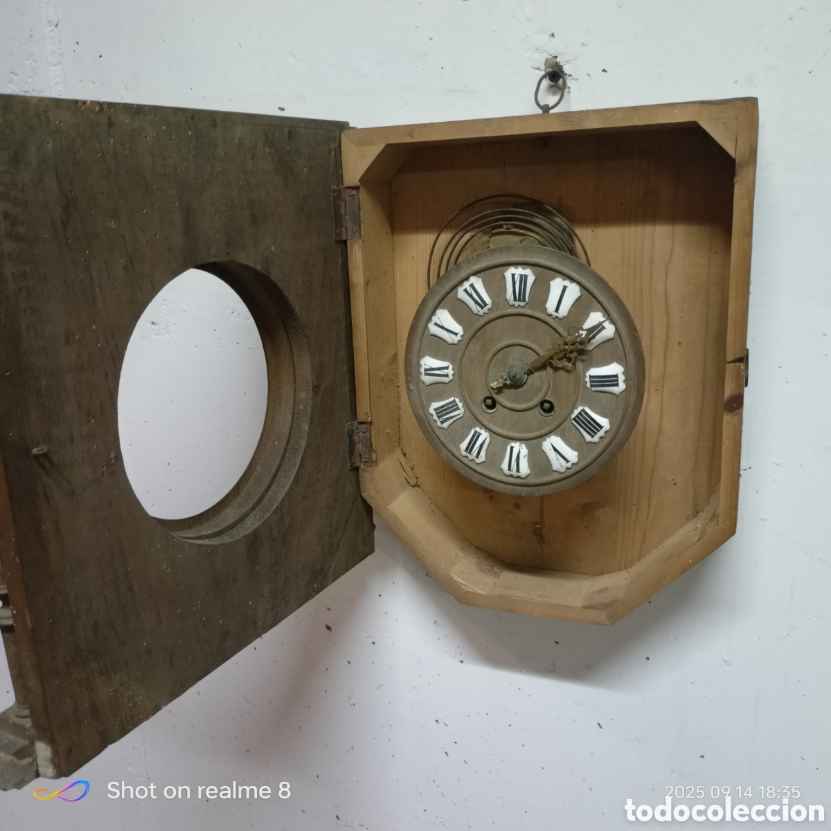 Relojes de pared: ANTIOGUO Y ORIGINAL RELOJ DE PARED. - Foto 2