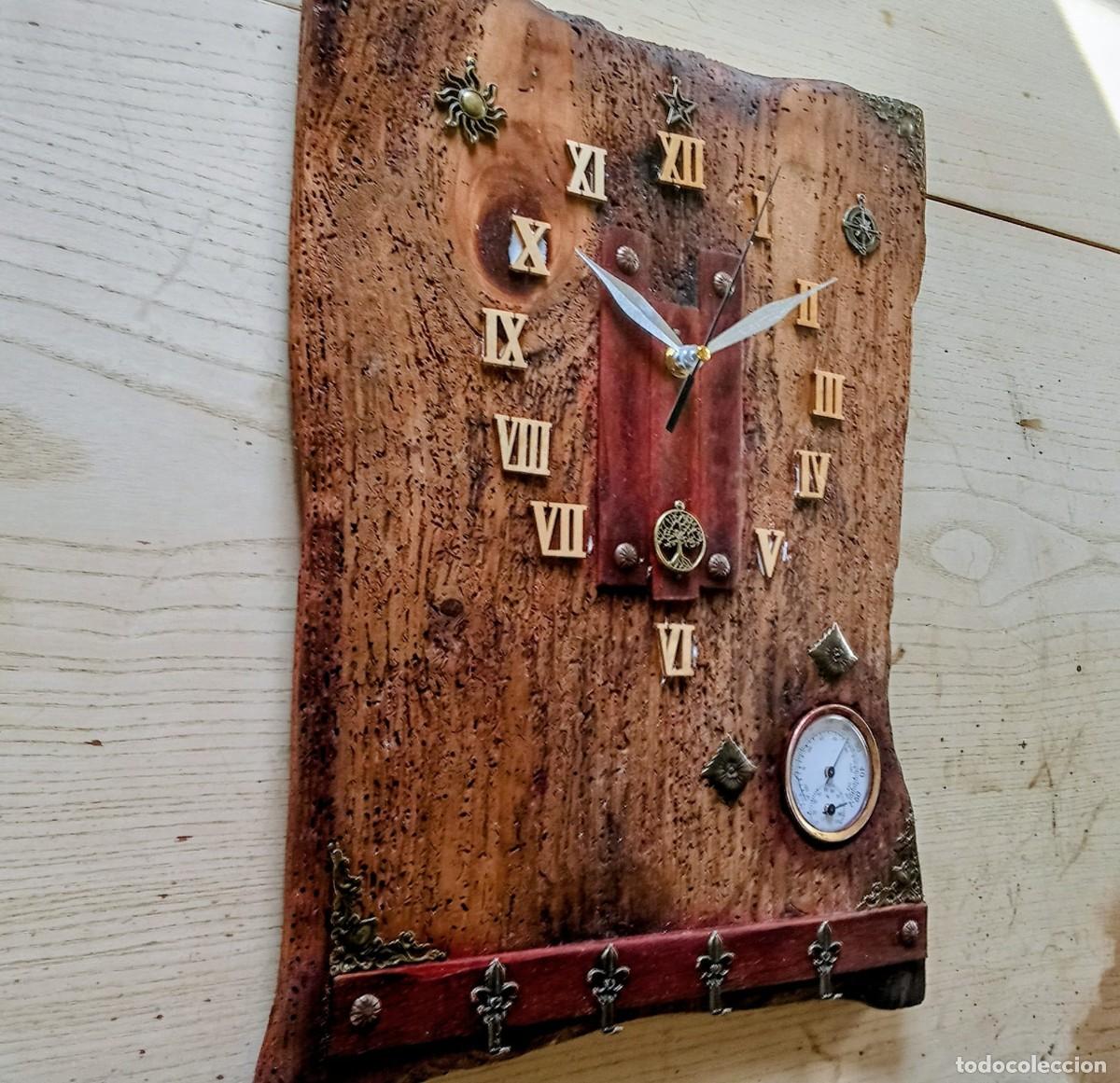 Relojes de pared: Reloj de pared hecho a mano. de madera - Foto 1