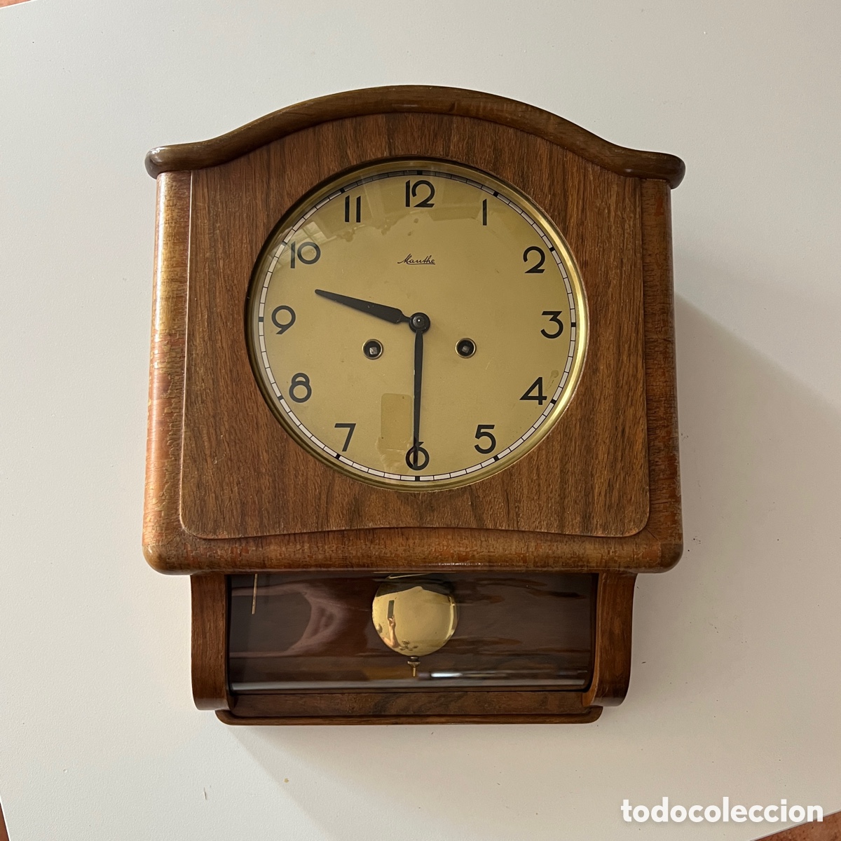 Wall clocks: Antiguo reloj de pared Mauthe