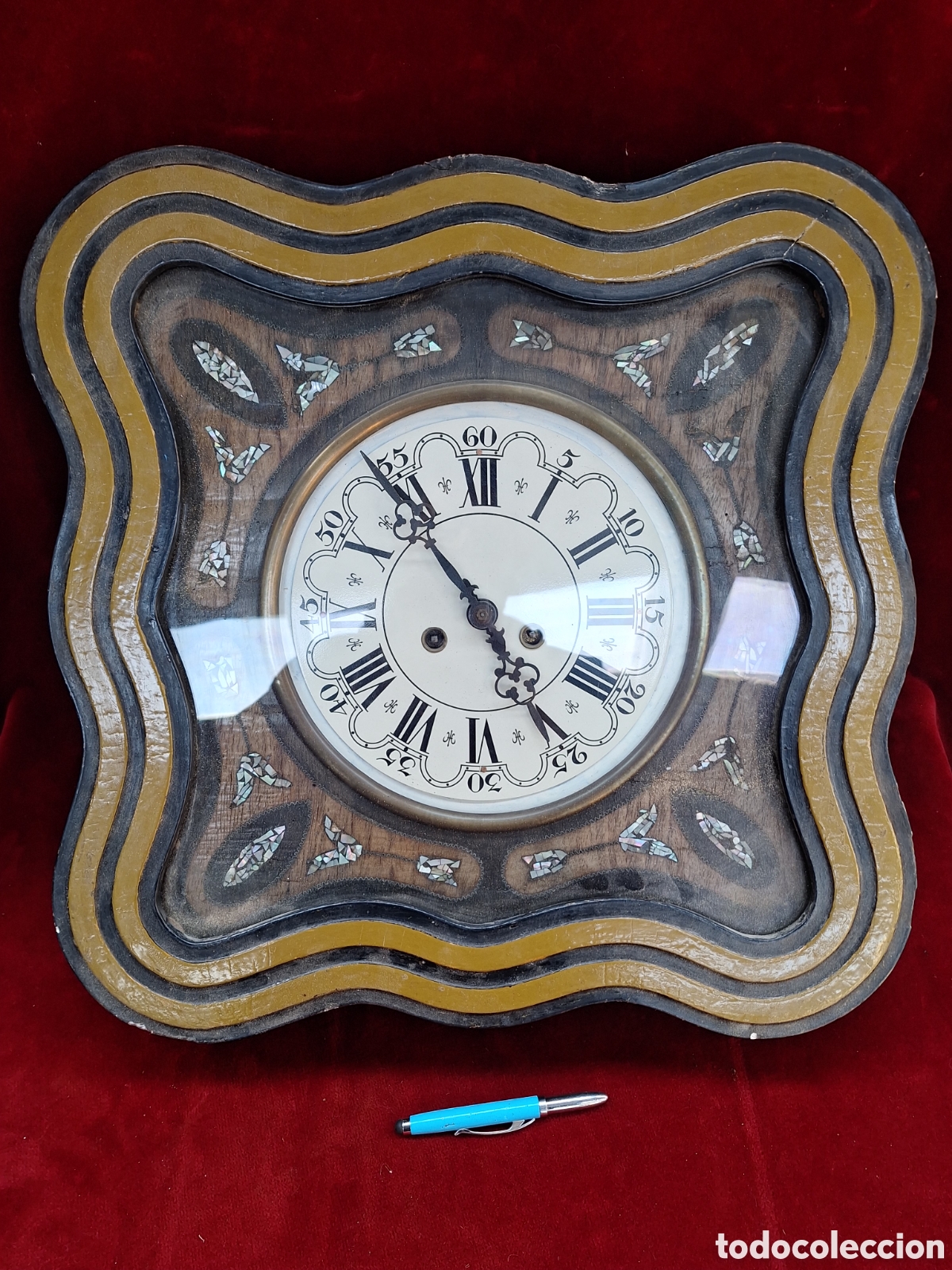 Relojes de pared: Antiguo reloj ojo de buey finalesS.XIX con incrustaciones de nacar!