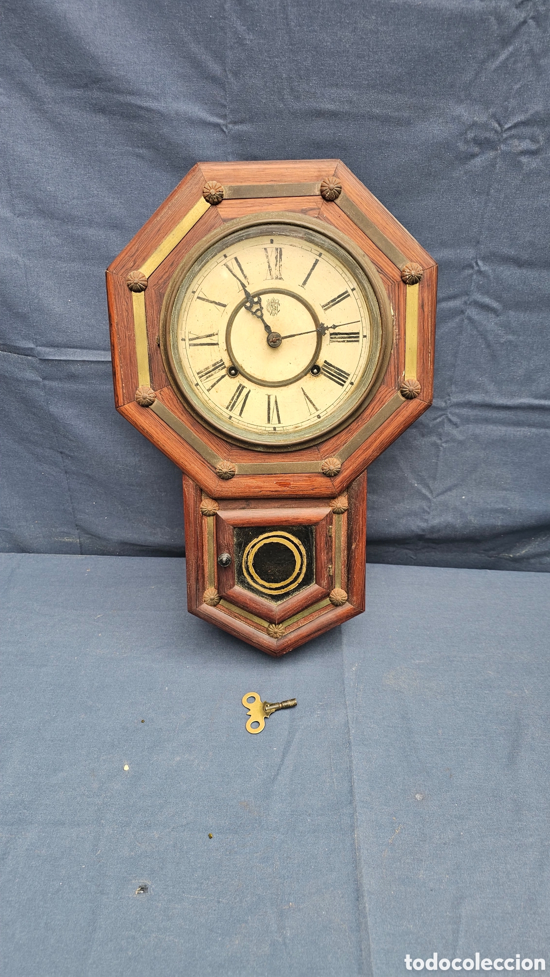 Relojes de pared: Antiguo reloj octogonal siglo XIX