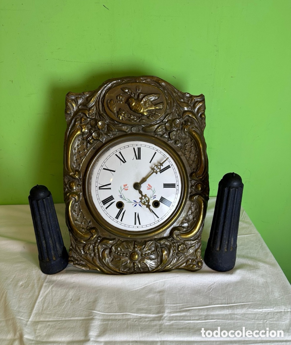 Relojes de pared: Antiguo reloj Morez franc&eacute;s con campana pesas originales maquinaria completa siglo XIX