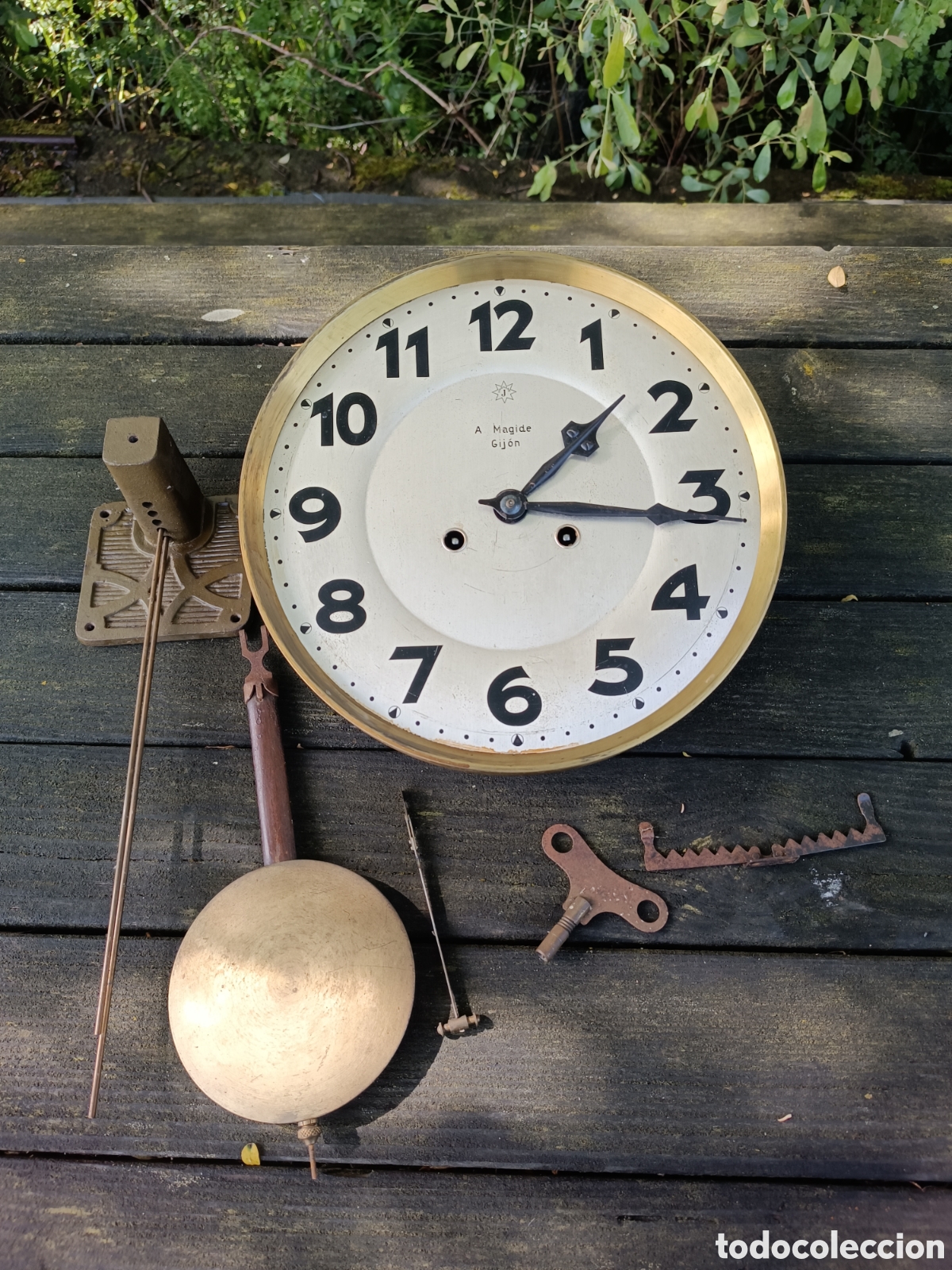 Relojes de pared: MECANISMO RELOJ JUNGHANS W202 ANTIGUO CON ESFERA P&Eacute;NDULO LLAVE Y SONERIA.
