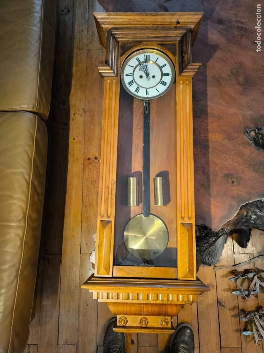 Relojes de pared: RELOJ DE PARED, PESAS, PENDULO, LLAVE, MUEBLE DE MADERA DE CALIDAD 36X15X100 CM