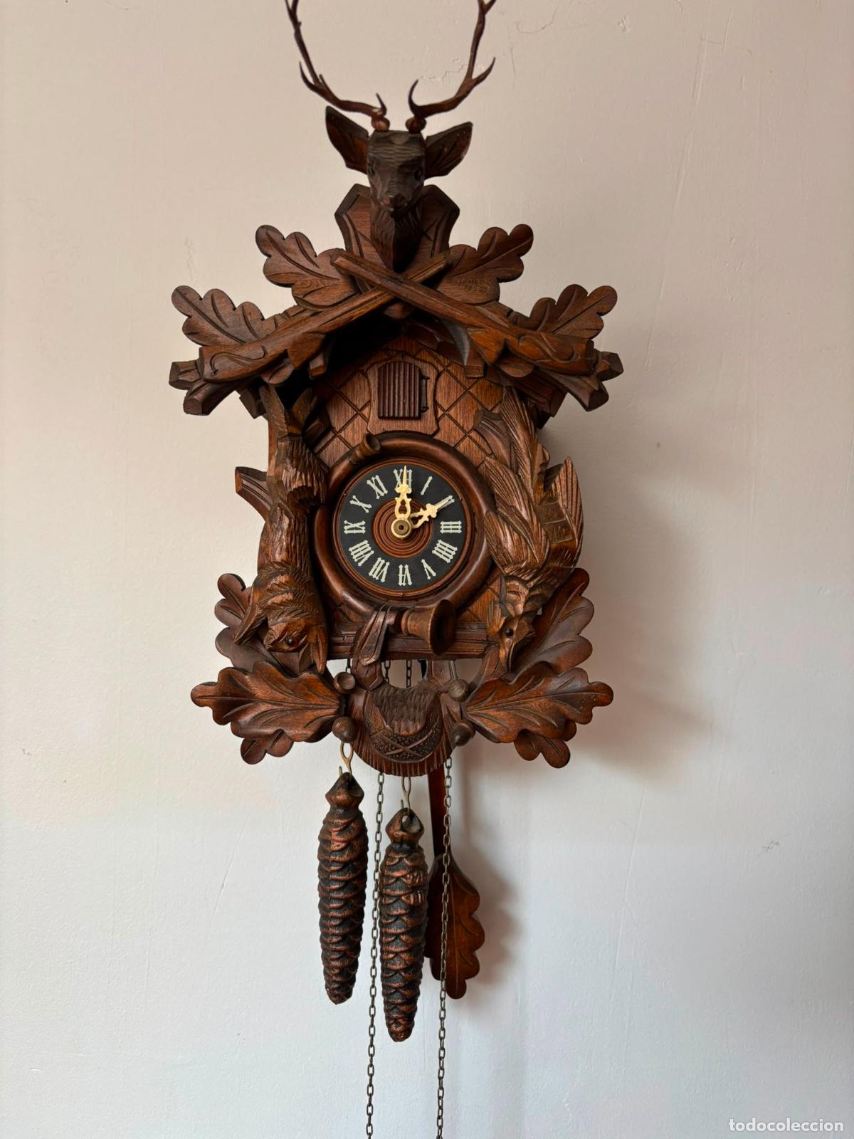 Relojes de pared: RELOJ DE PARED CUCO MARCA ALEMANA ESTILO SELVA NEGRA MUY BUEN ESTADO