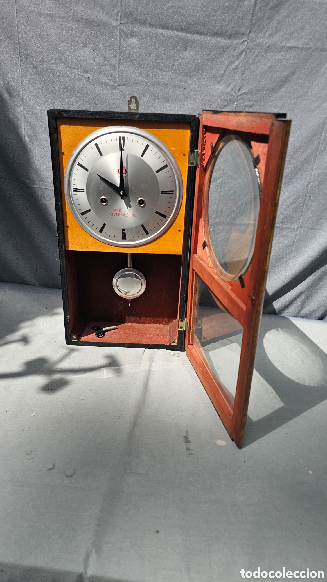 Relojes de pared: Antiguo reloj de cuerda de pared - Foto 4