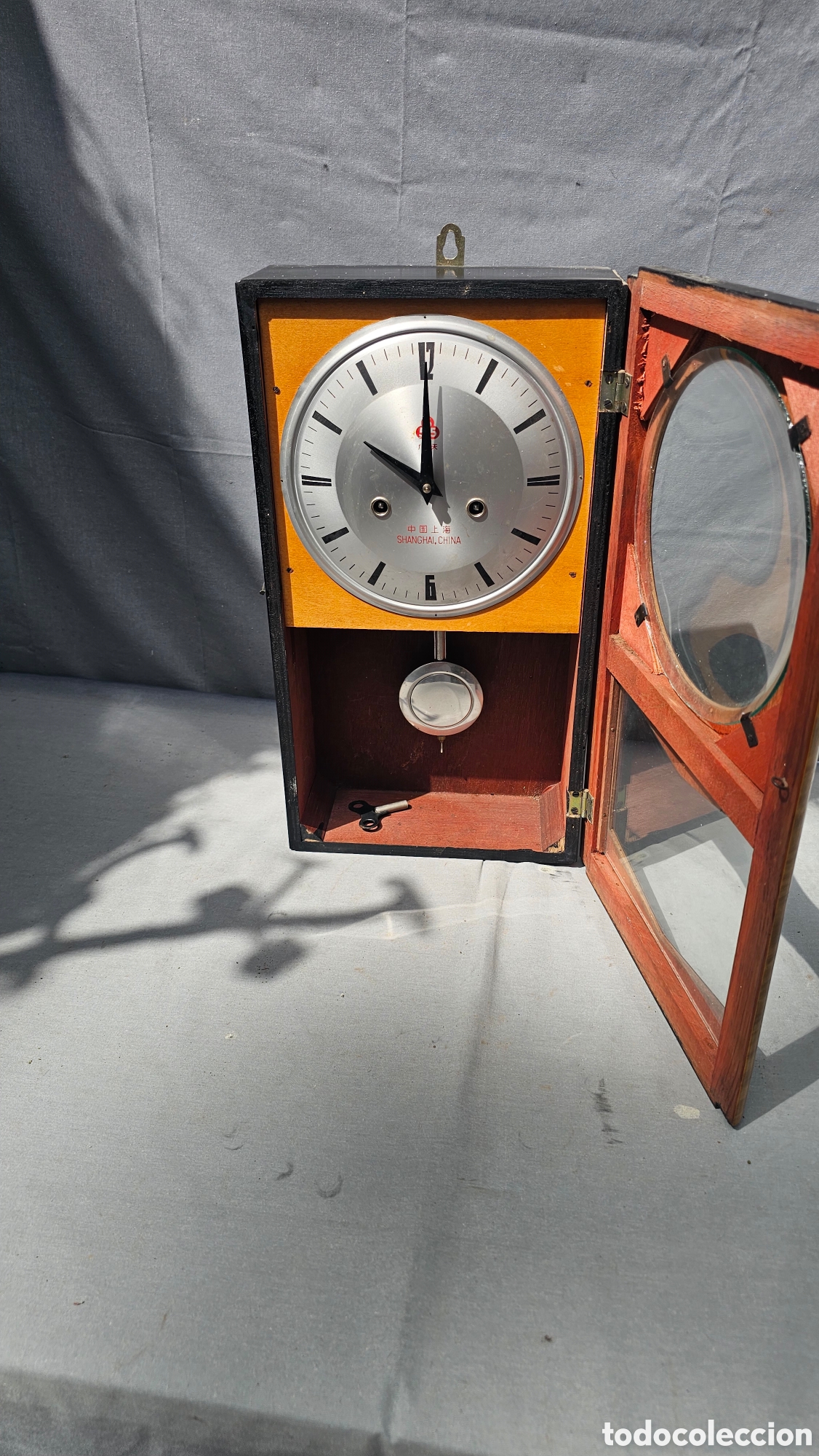 Relojes de pared: Antiguo reloj de cuerda de pared - Foto 8