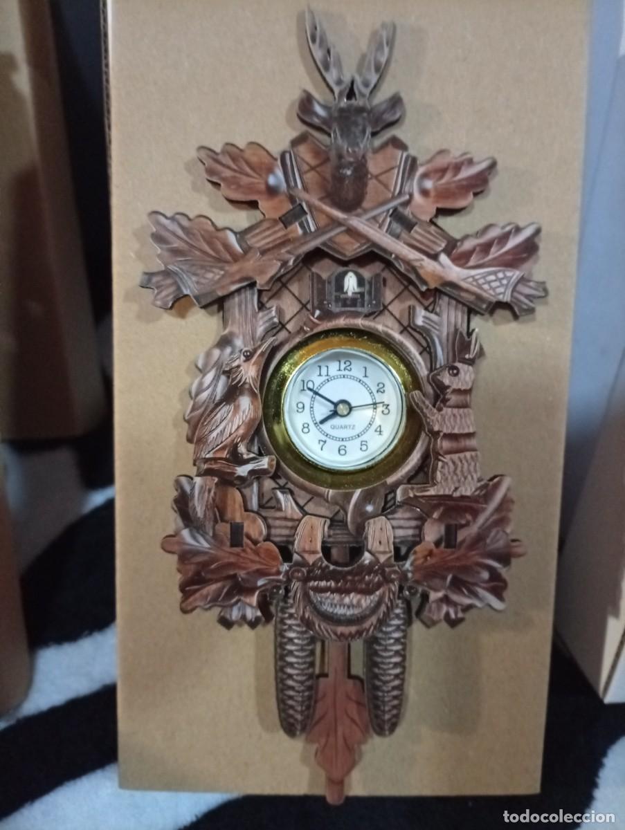 Relojes de pared: peque&ntilde;o reloj cuco nuevo