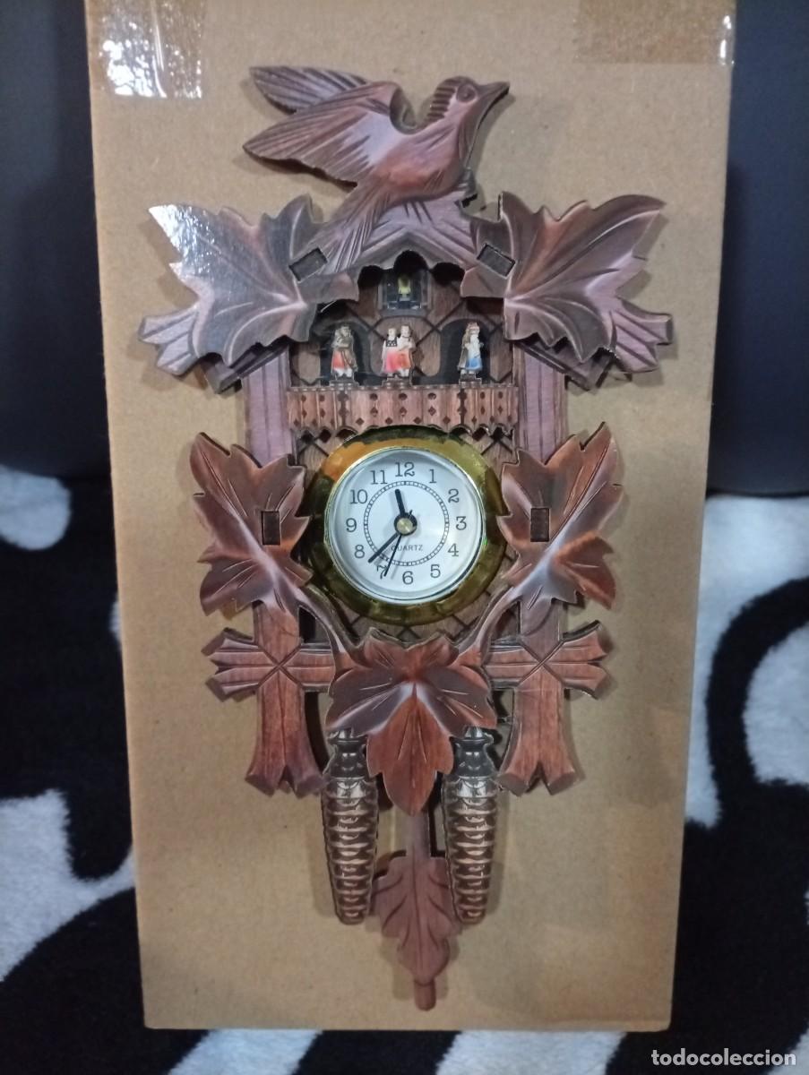 Relojes de pared: peque&ntilde;o reloj cuco nuevo