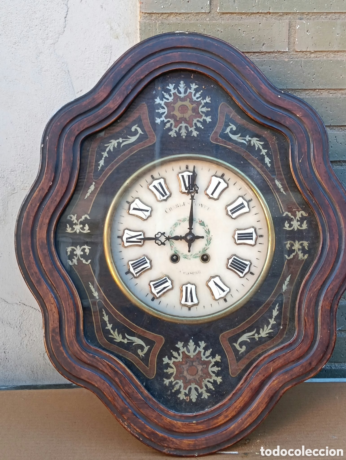 Relojes de pared: Reloj ojo de buey con n&aacute;car esfera de alabastro siglo XIX