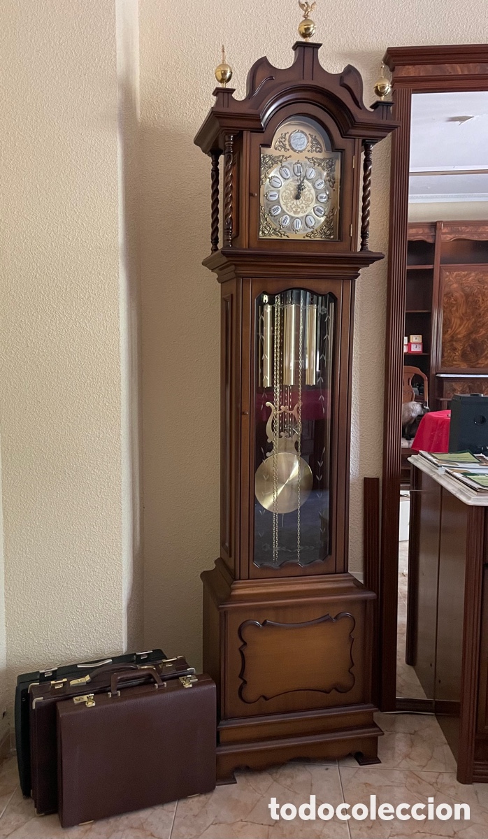 Relojes de pie: Reloj carill&oacute;n en excelente estado - Foto 1