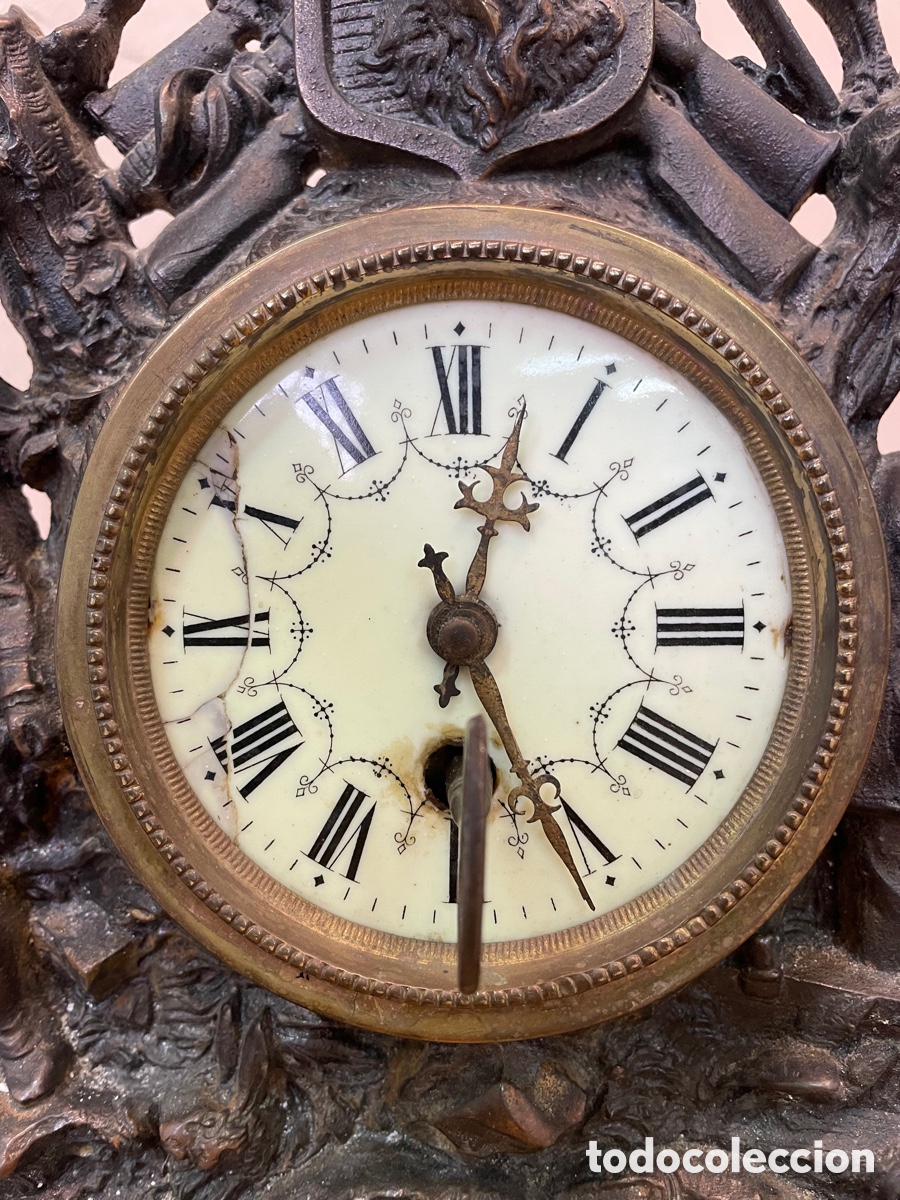 Relojes de pulsera: Reloj de sobremesa en hierro FUNCIONANDO - Foto 5