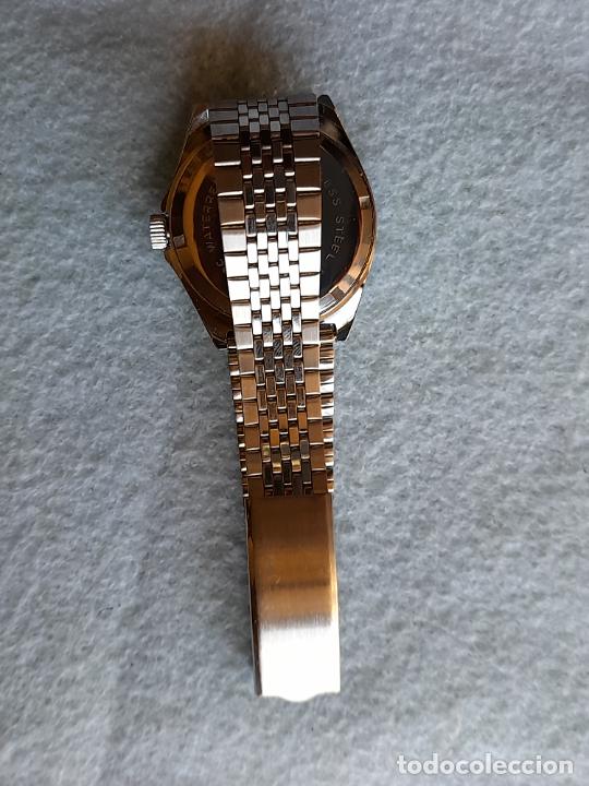 Relojes de pulsera: Reloj Marca Savar. Cl&aacute;sico de dama. Funcionando. - Foto 2