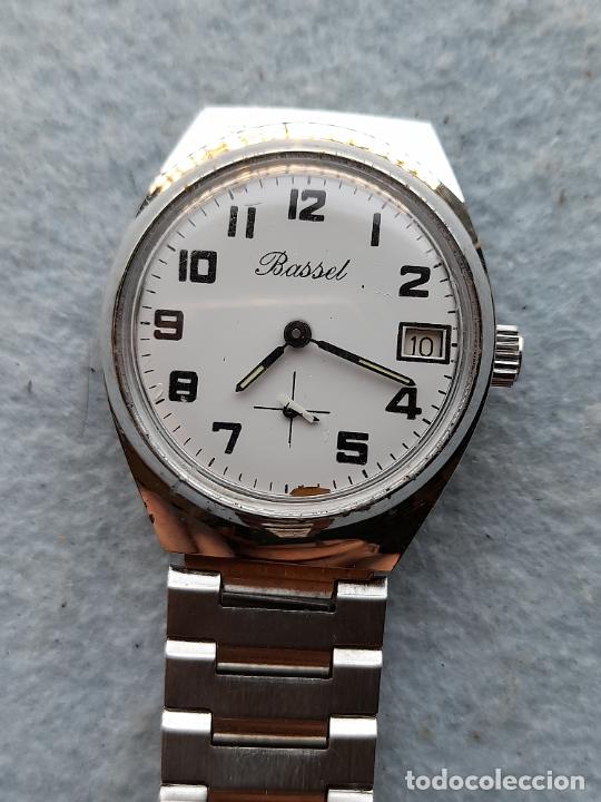 Relojes de pulsera: Reloj marca Bassel. Cl&aacute;sico de caballero. Funcionando - Foto 9