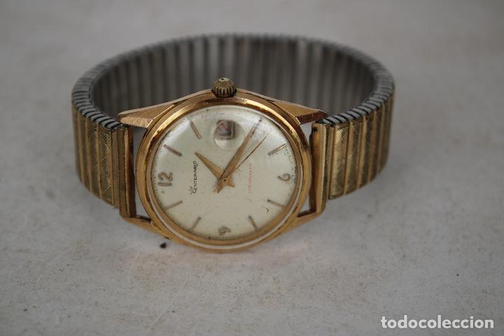 Reloj caravelle best sale antiguo de cuerda