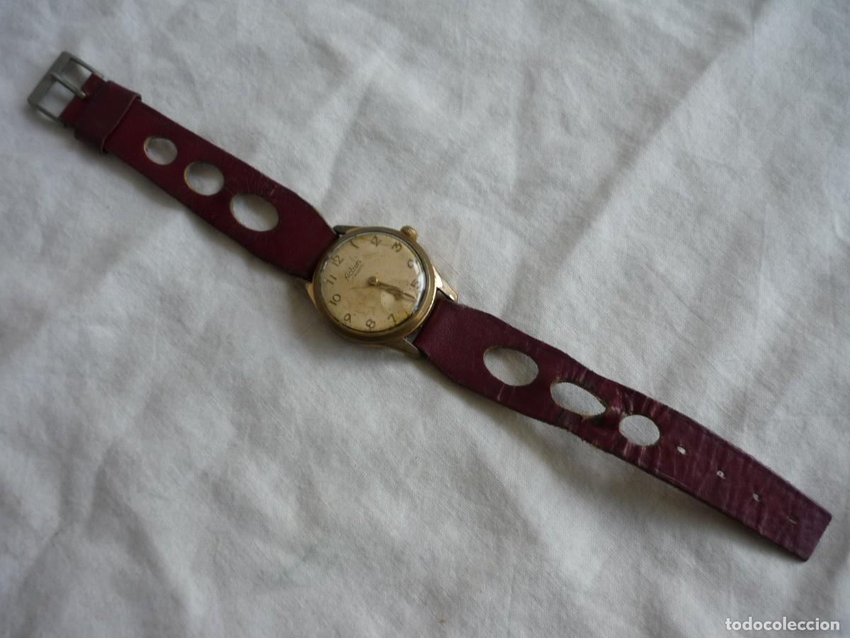 Relojes de pulsera: Reloj de pulsera Act&iacute;on a cuerda funcionando - Foto 2