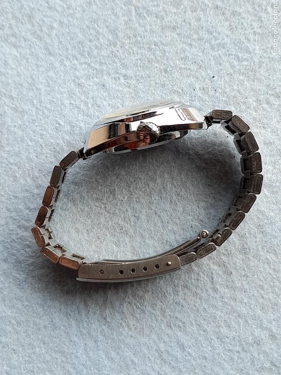 Relojes de pulsera: Reloj marca Bassel. Cl&aacute;sico de dama. - Foto 3