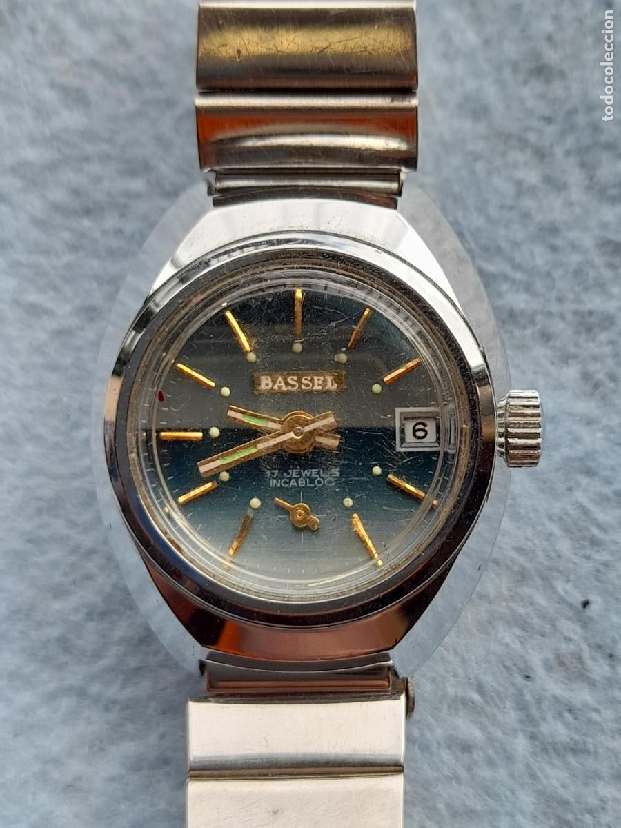 Relojes de pulsera: Reloj marca Bassel. Cl&aacute;sico de dama. - Foto 8