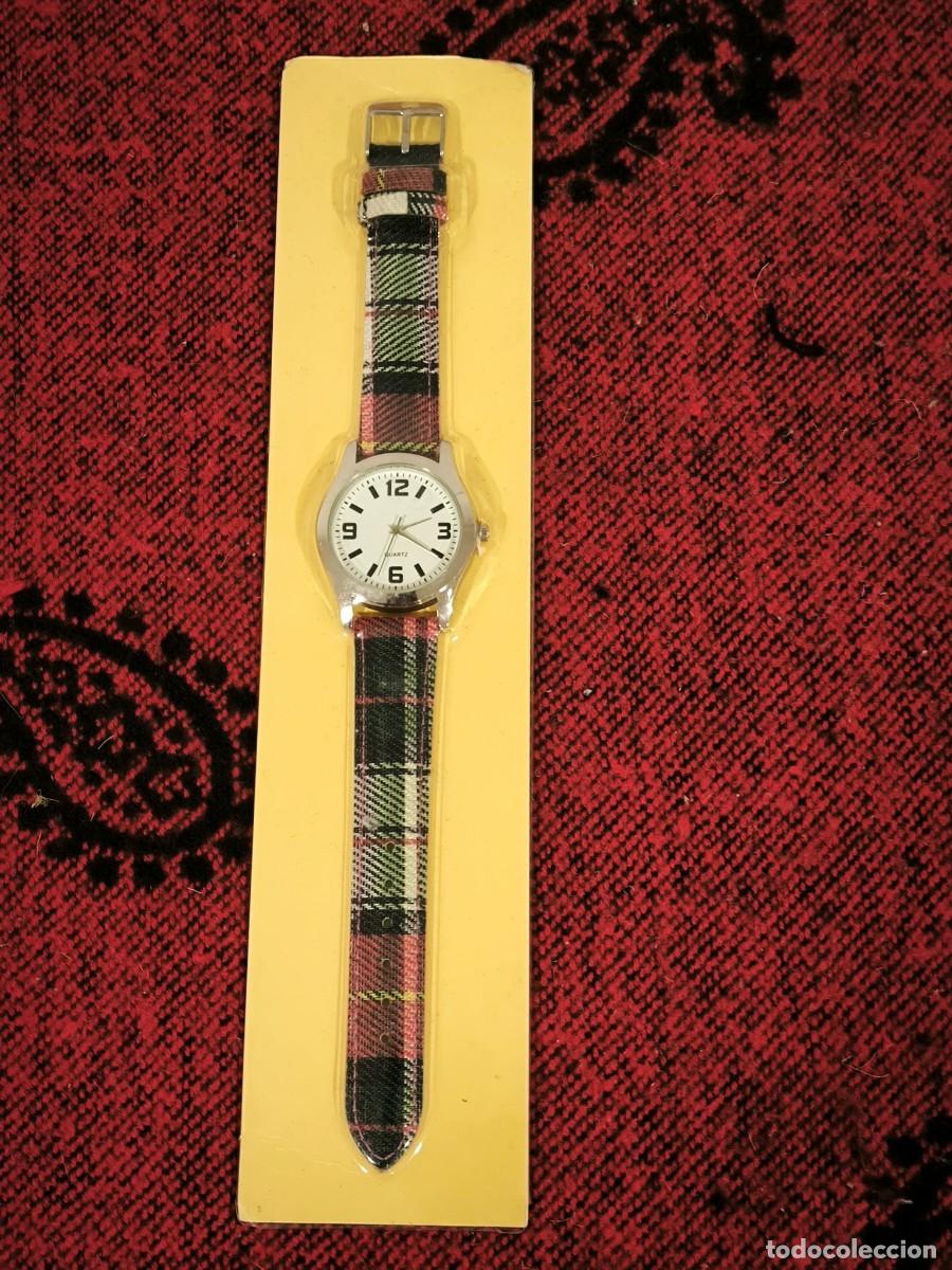 Relojes de pulsera: Reloj De Pulsera Con Correa Tart&aacute;n &ndash; Estilo Cl&aacute;sico Con Toque Moderno