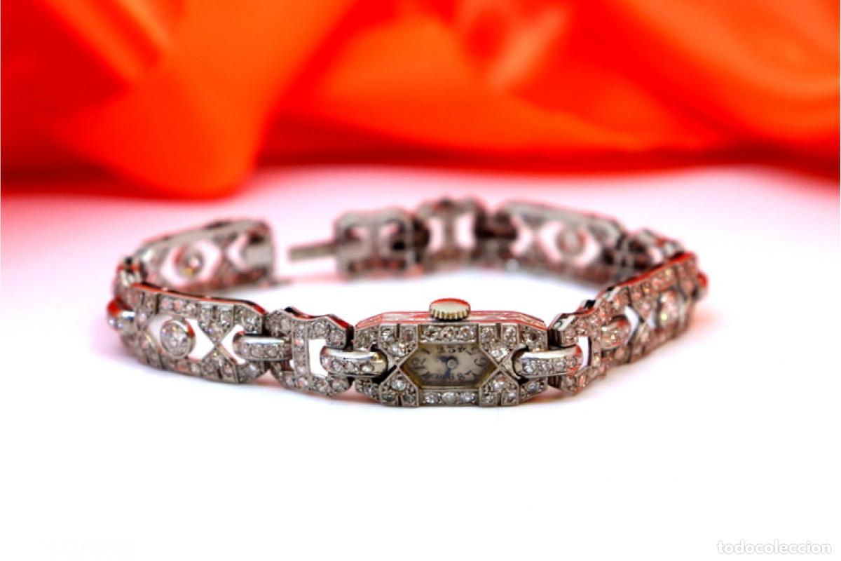 Relojes de pulsera: Reloj de pulsera de platino con diamantes.