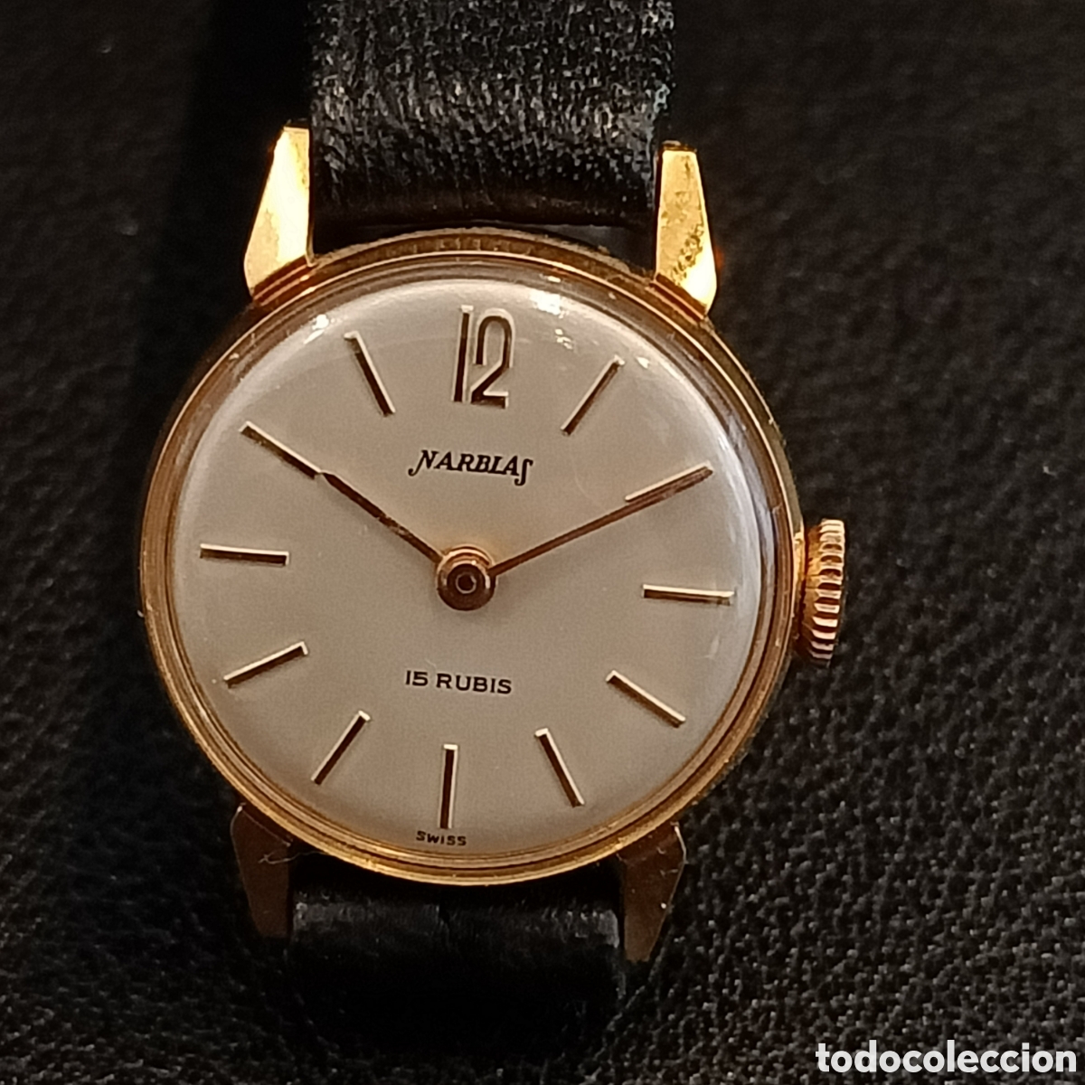 Relojes de pulsera: Peque&ntilde;o reloj de pulsera de carga manual de la marca NARBLAS.