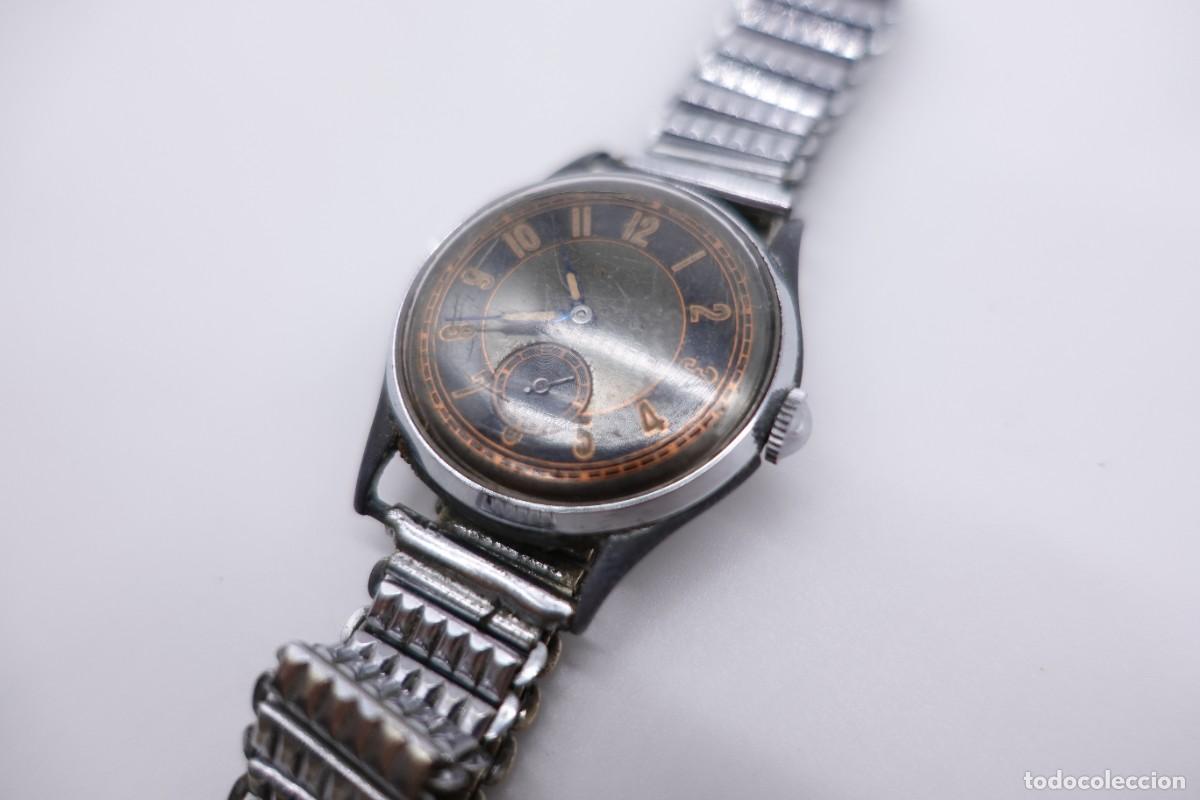Relojes de pulsera: RELOJ DE PULSERA TIPO MILITAR ANTIGUO CON SEGUNDERO PEQUE&Ntilde;O Y BRAZALETE EL&Aacute;STICO PARA REPARAR