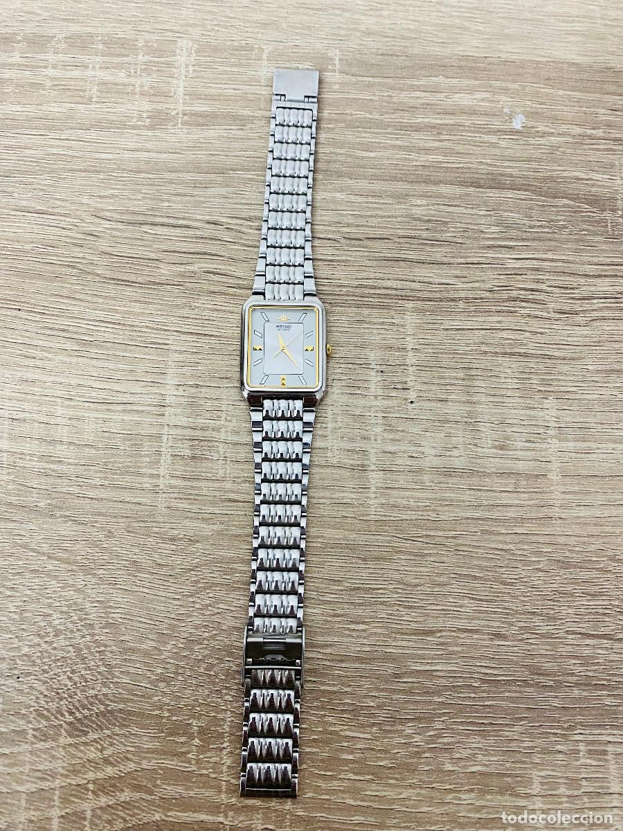 Relojes de pulsera: Reloj Seiko Cuarzo Rectangular Dorado - Foto 2