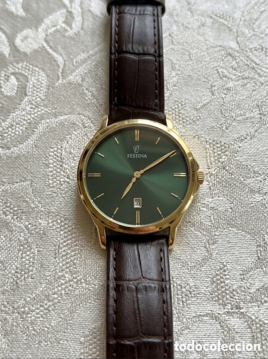 Relojes de pulsera: Reloj festina verde y dorado