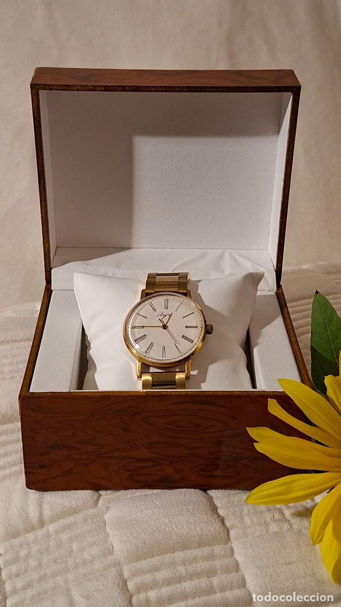 Relojes de pulsera: Reloj sovi&eacute;tico Luch De Luxe chapado en oro, de los a&ntilde;os 60/70, en funcionamiento.