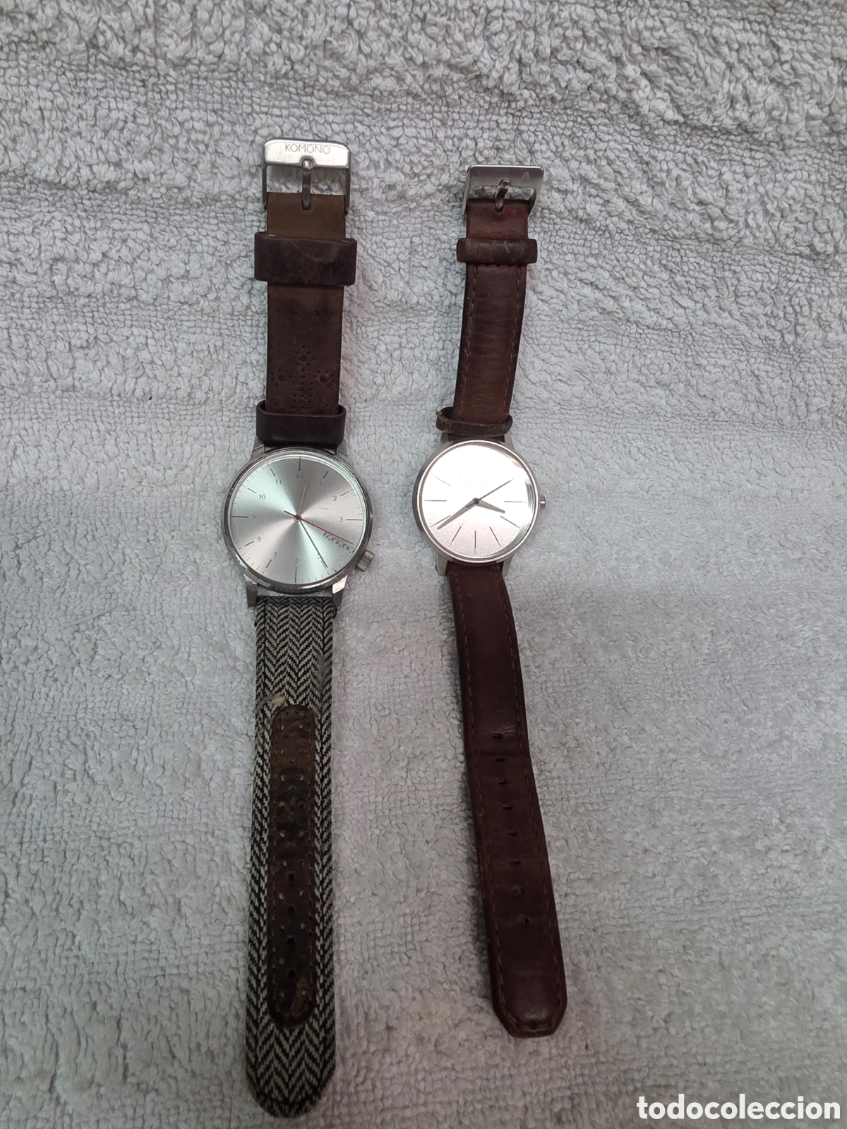 Relojes de pulsera: PAREJA RELOJES MU&Ntilde;ECA ( Komono y Nixon) FUNCIONAN.