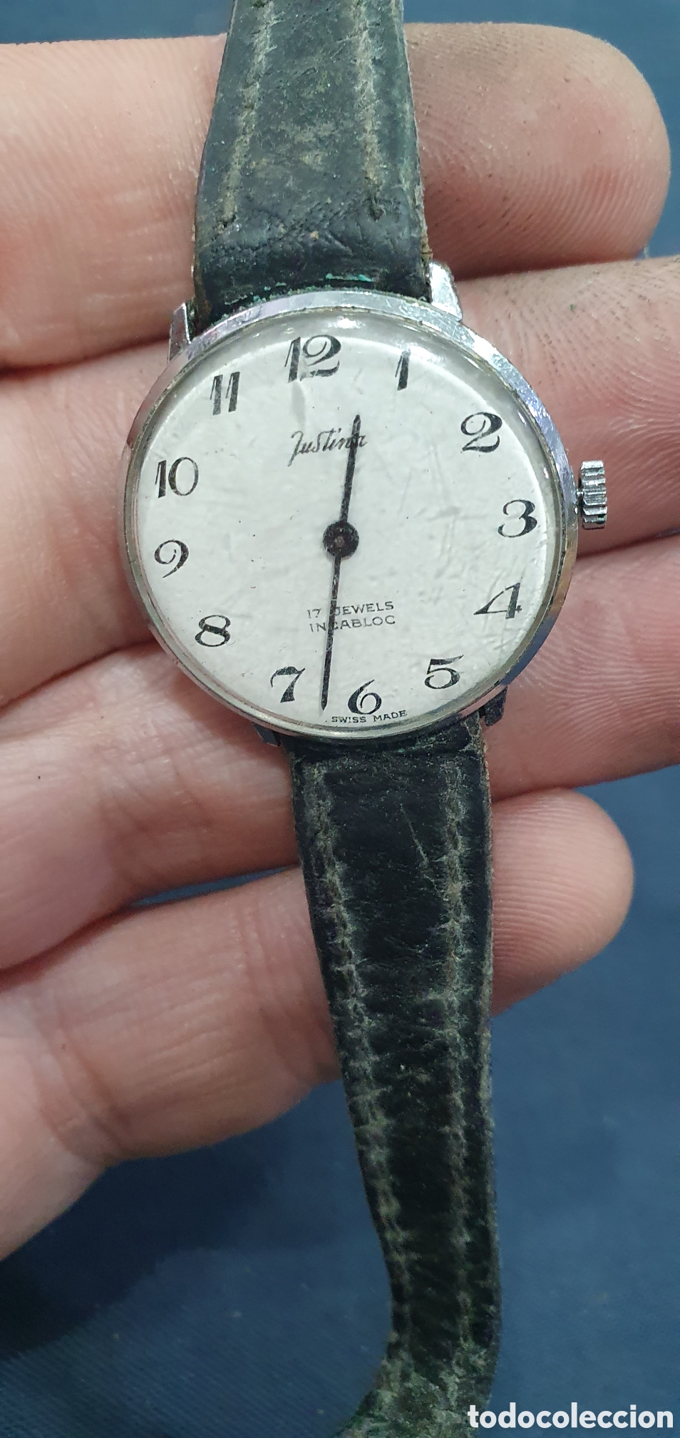 Wristwatches: Reloj Justina vintage a cuerda. (L138)