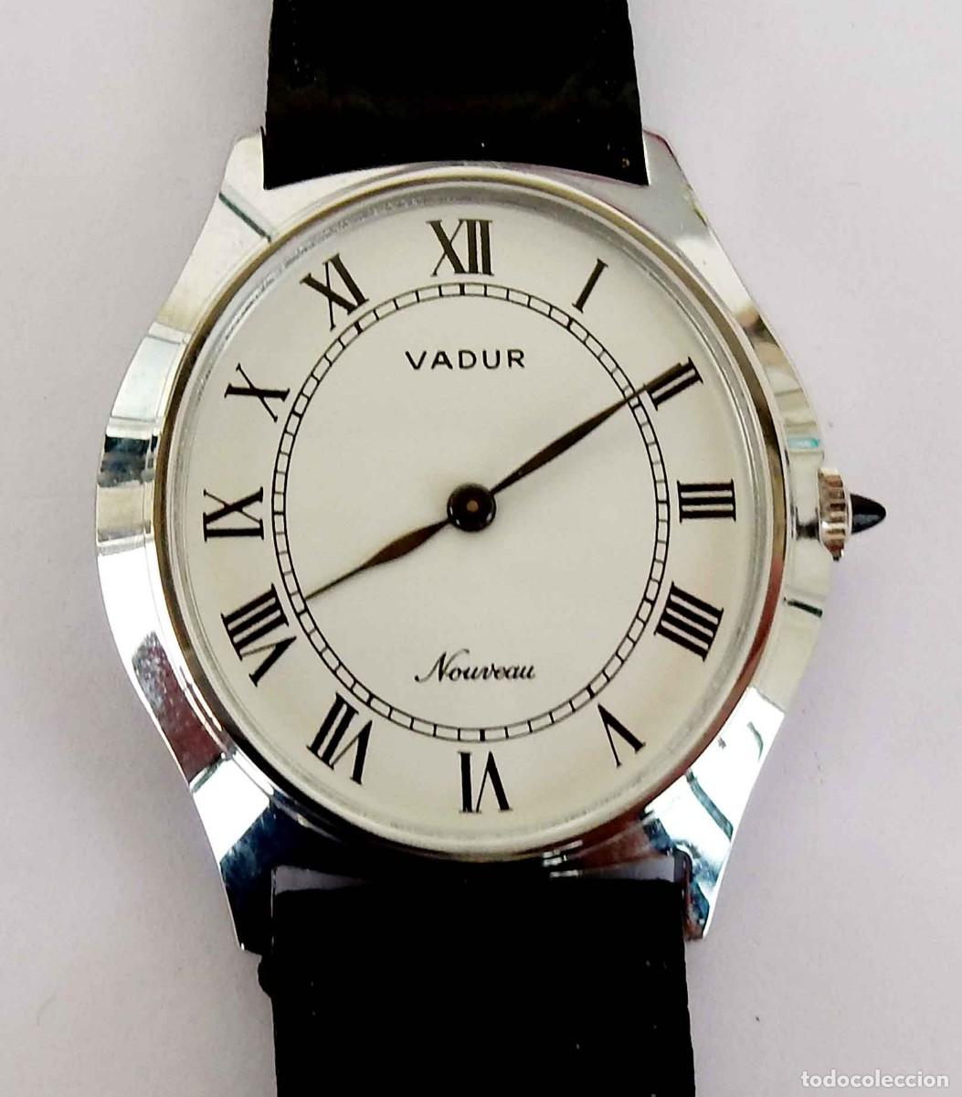 Relojes de pulsera: Reloj VADUR - unisex - vintage - cuerda - NOS