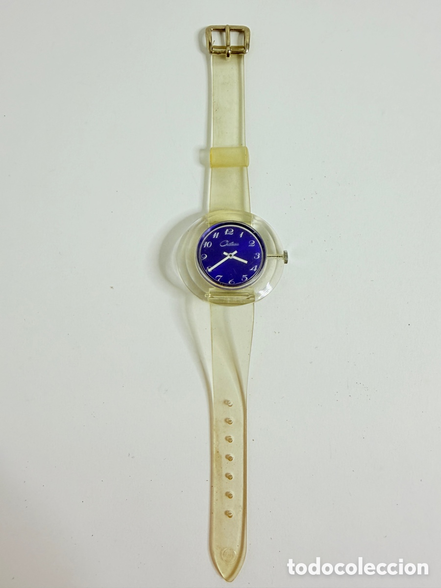 Relojes de pulsera: Chateau con caja y correa de acr&iacute;lico transparente y esfera azul de fabricaci&oacute;n suiza