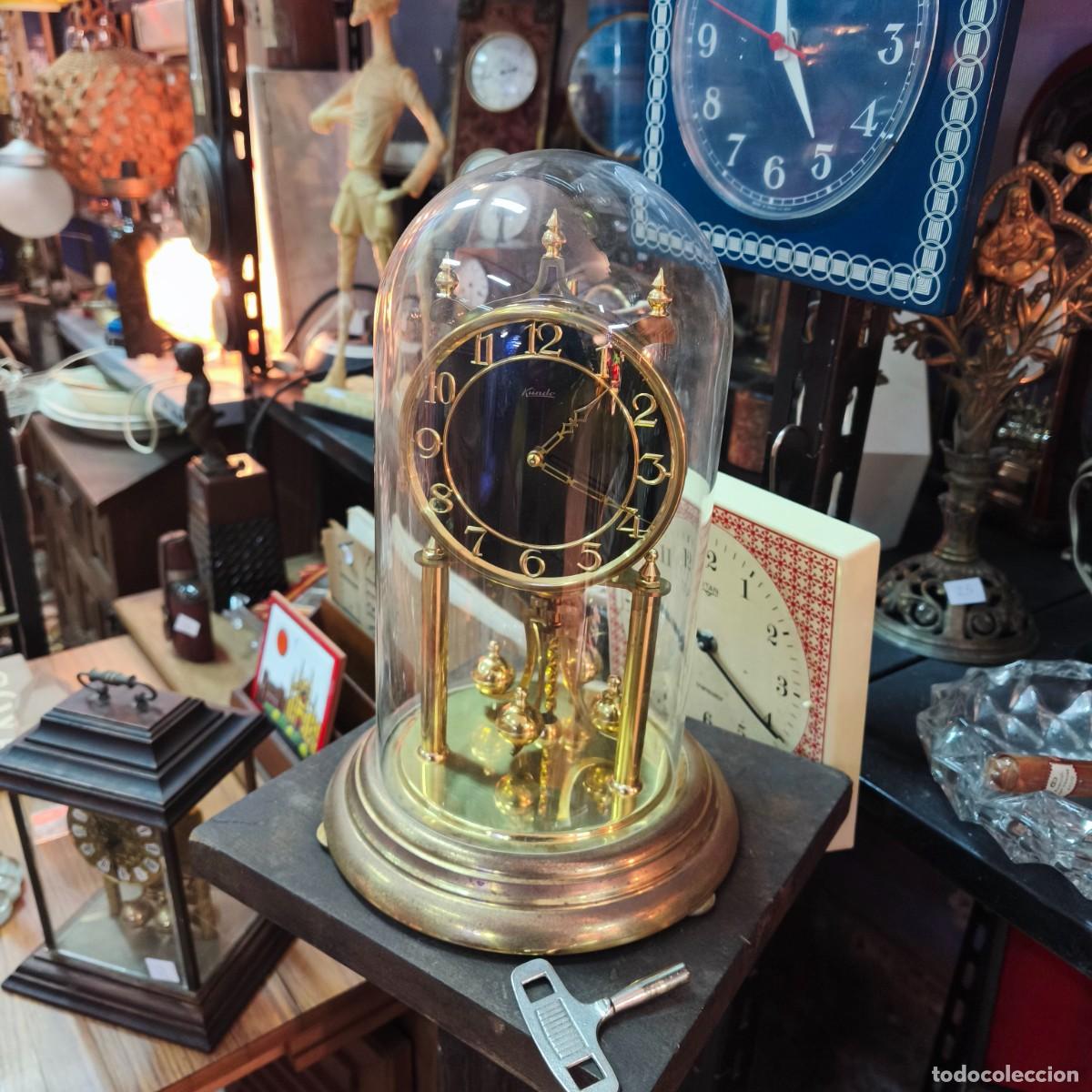 Relojes - Baume & Mercier: antiguo reloj de urna marca kundo - Foto 1
