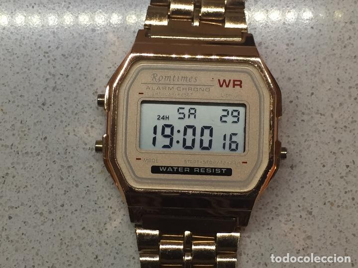 Relojes - Casio: Dos relojes de pulsera con correa met&aacute;lica. - Foto 4