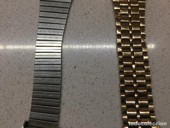 Relojes - Casio: Dos relojes de pulsera con correa met&aacute;lica. - Foto 6