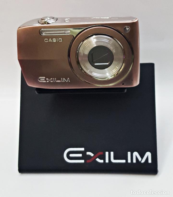 Relojes - Casio: Pareja de expositores de camaras CASIO EXILIM - Foto 4