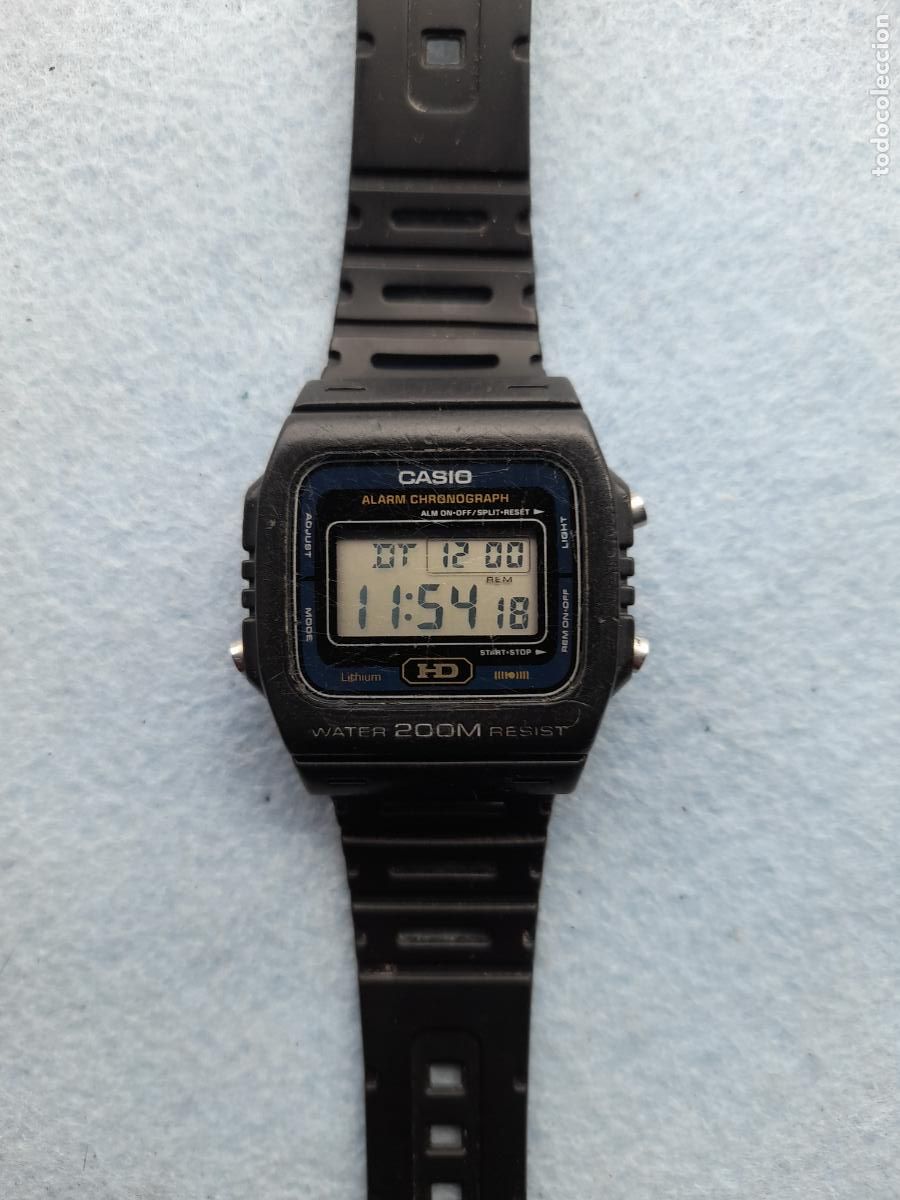Watches - Casio: Reloj Marca Casio DW-240 para Caballero. Funcionando.
