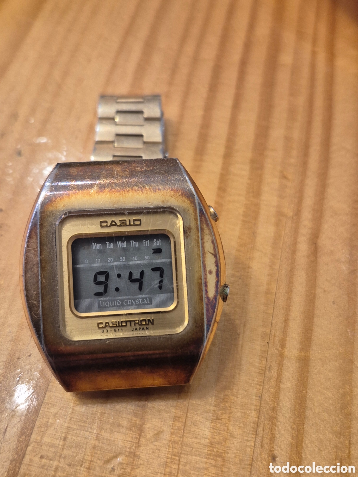 Relojes - Casio: RELOJ CASIOTRON DE COLOR DORADO QUE LO HACE UNICO