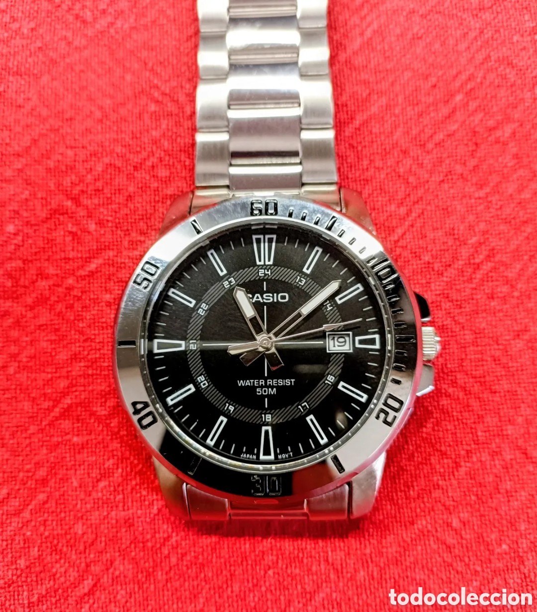 Relojes - Casio: Reloj Casio nuevo a estrenar sumergible 50 metros con su funda y documentos